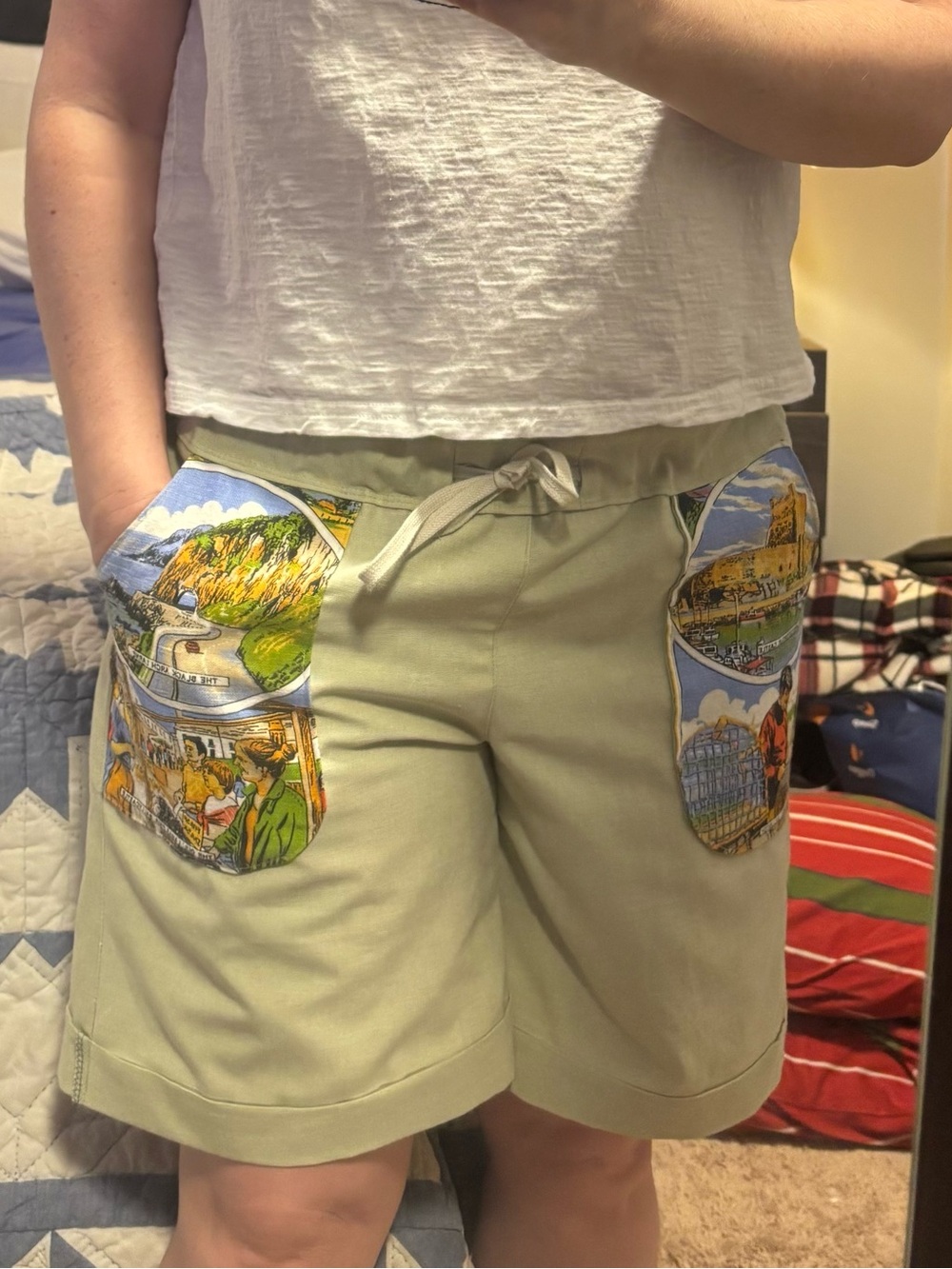 Women’s Light Green Drawstring Shorts with Scenic Patch Pockets